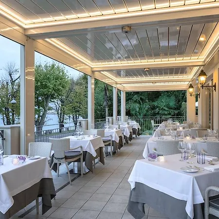 Rosa Desenzano Otel 4*