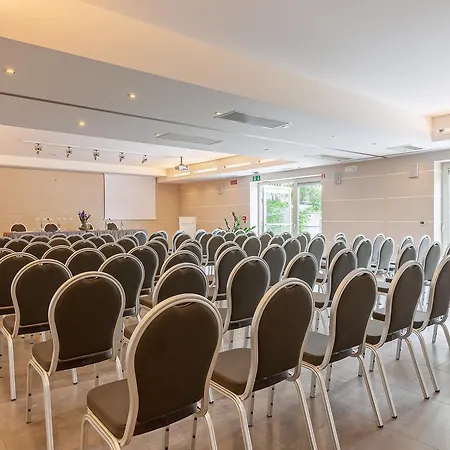 Rosa Desenzano Otel Desenzano del Garda