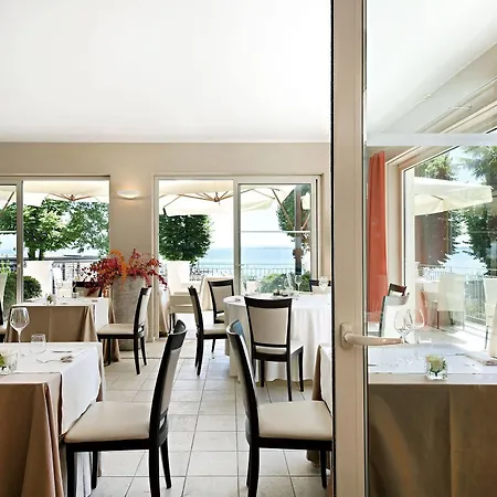 Rosa Desenzano 4* Desenzano del Garda