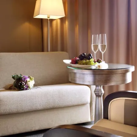 Rosa Desenzano Otel